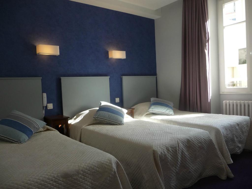 Hotel Le Saphir Biarritz Room photo